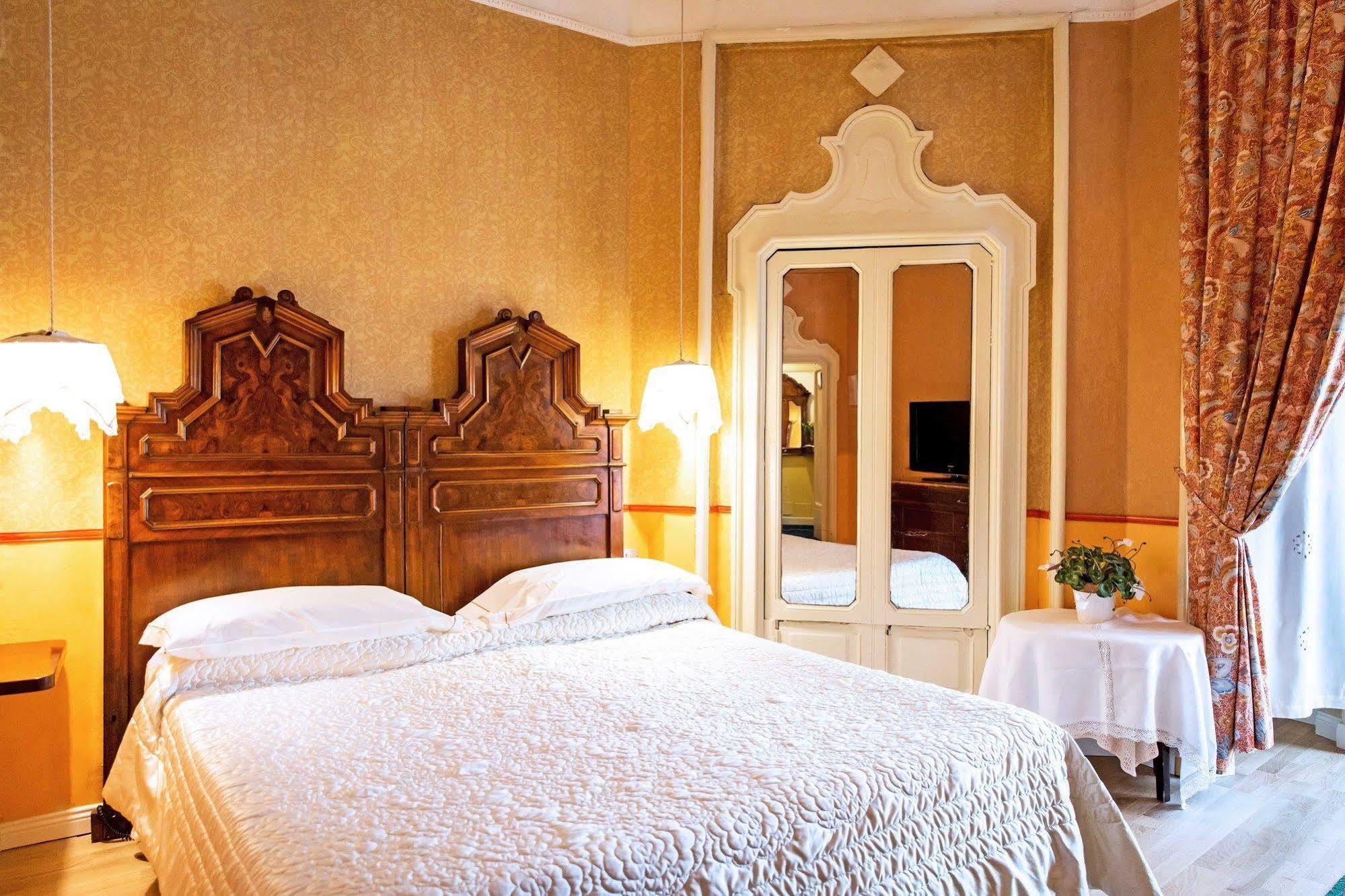 Antica Locanda Solferino Μιλάνο Εξωτερικό φωτογραφία